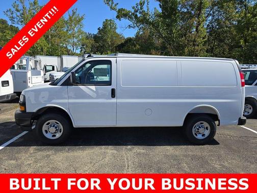 2025 Chevrolet Express 2500 Work Van
