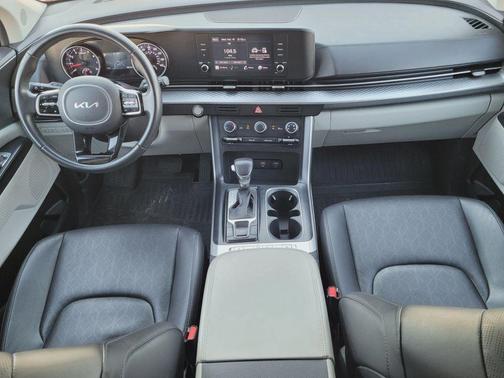 2022 Kia Carnival LXS