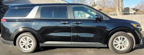 2022 Kia Carnival LXS