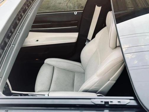 White 2013 BMW 750 Li