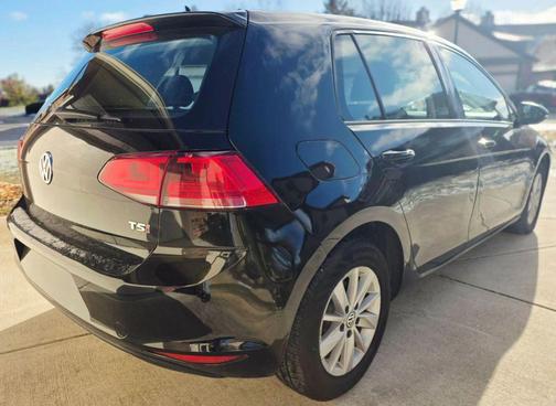 2016 Volkswagen Golf TSI S 4-Door