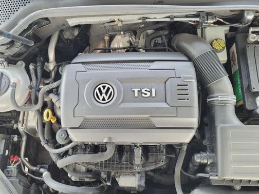 2016 Volkswagen Golf TSI S 4-Door