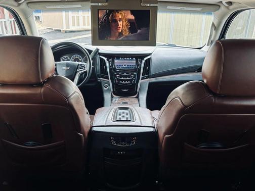 2015 Cadillac Escalade ESV Sport