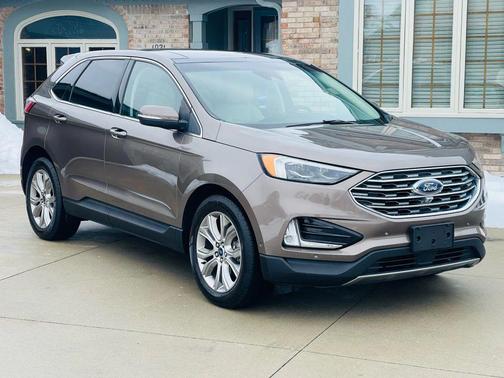 2019 Ford Edge Titanium