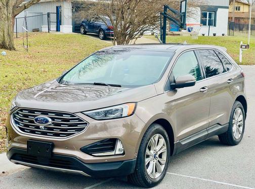 2019 Ford Edge Titanium