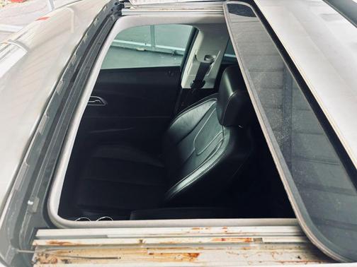 White 2017 Chevrolet Equinox 1LT