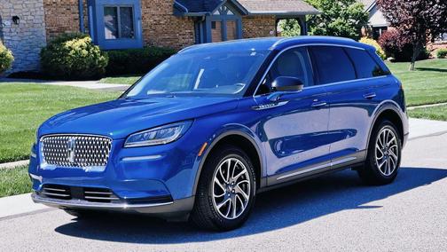 Artisan Blue 2020 Lincoln Corsair Standard
