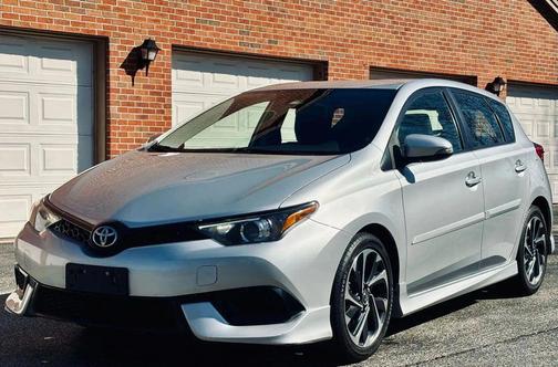 2017 Toyota Corolla iM Base