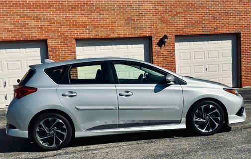 2017 Toyota Corolla iM Base