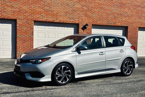 2017 Toyota Corolla iM Base