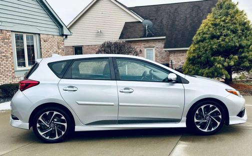 2017 Toyota Corolla iM Base