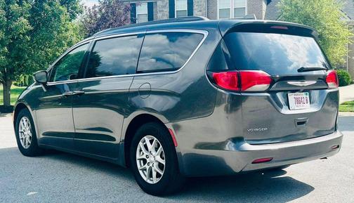 Granite Crystal Metallic Clearcoat 2020 Chrysler Voyager LXI