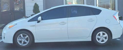 2010 Toyota Prius III