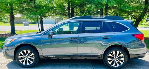 Gray 2015 Subaru Outback 2.5i Limited