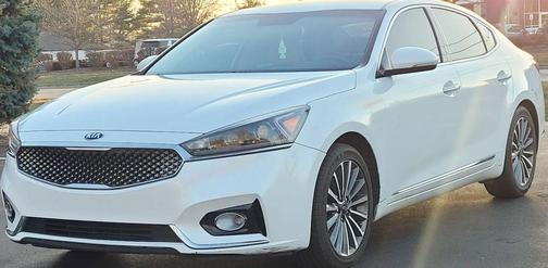 2017 Kia Cadenza Premium