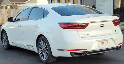 2017 Kia Cadenza Premium