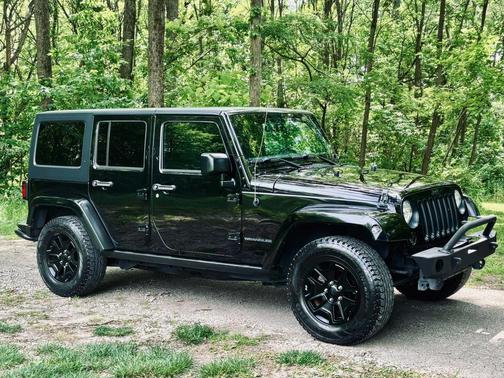Black Clearcoat 2016 Jeep Wrangler Unlimited Sport