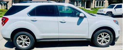 White 2017 Chevrolet Equinox 1LT