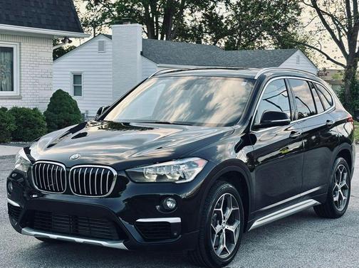 Black 2018 BMW X1 xDrive28i