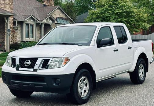 Avalanche 2011 Nissan Frontier S