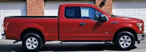 Ruby Red Metallic Tinted Clearcoat 2015 Ford F-150 XLT
