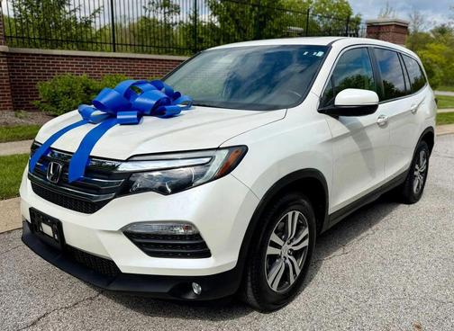 White Diamond Pearl 2016 Honda Pilot EX-L