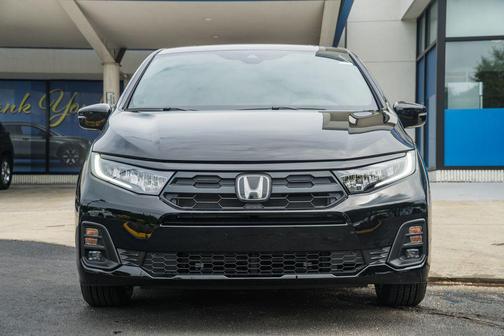 Crystal Black Pearl 2026 Honda Odyssey Sport-L