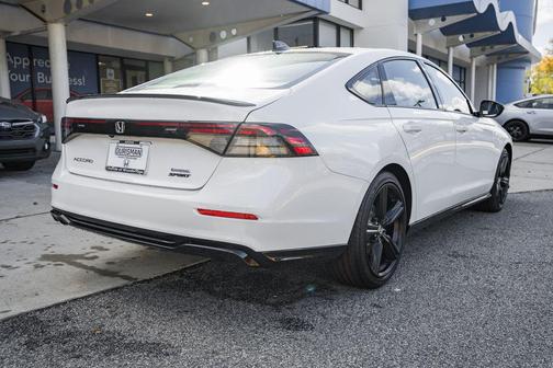 2025 Honda Accord Hybrid Base