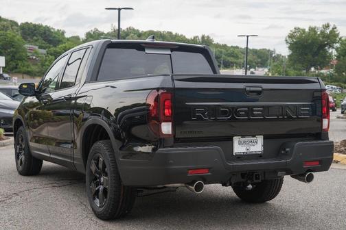 Crystal Black Pearl 2026 Honda Ridgeline Black
