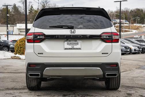 2026 Honda Pilot Touring 8-Passenger