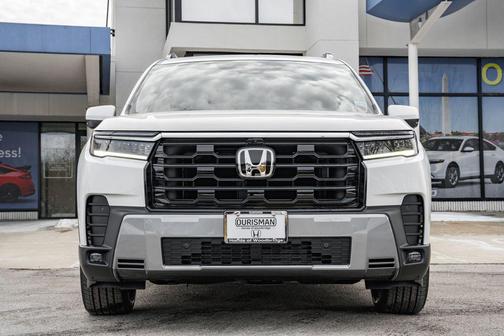 2026 Honda Pilot Touring 8-Passenger