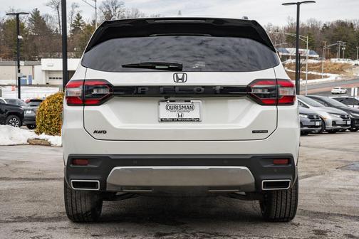 2026 Honda Pilot Touring 8-Passenger