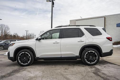 2026 Honda Pilot Touring 8-Passenger