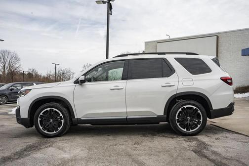 2026 Honda Pilot Touring 8-Passenger