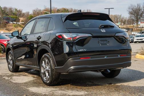 2026 Honda HR-V LX