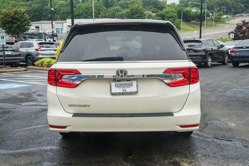 White Diamond Pearl 2019 Honda Odyssey EX-L