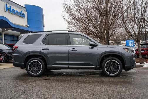 2026 Honda Pilot Touring 8-Passenger