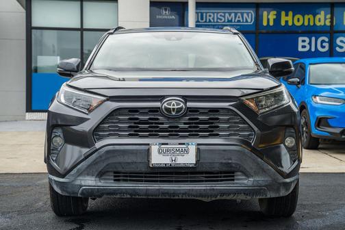 Magnetic Gray Metallic 2019 Toyota RAV4 XLE