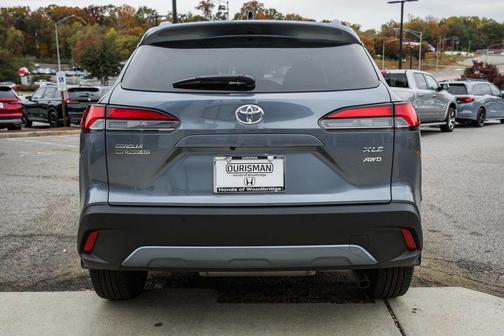 2025 Toyota Corolla Cross XLE