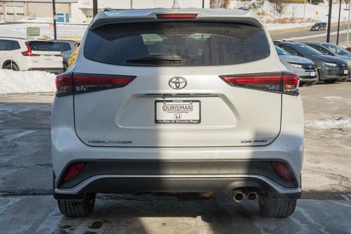2023 Toyota Highlander XSE