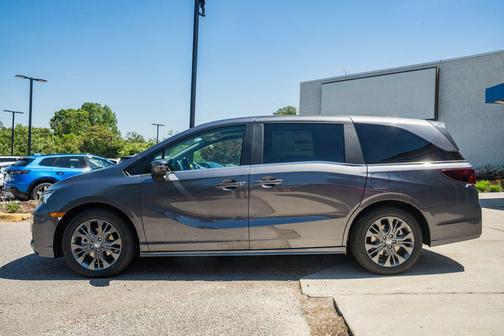Modern Steel Metallic 2026 Honda Odyssey Touring