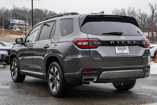 2026 Honda Pilot Touring 8-Passenger