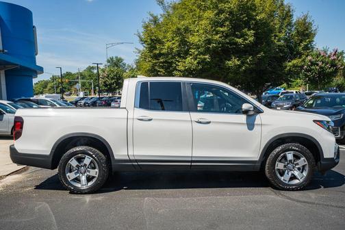Platinum White Pearl 2026 Honda Ridgeline RTL