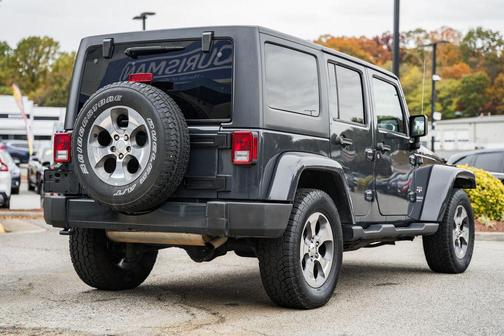 2017 Jeep Wrangler Unlimited Sahara