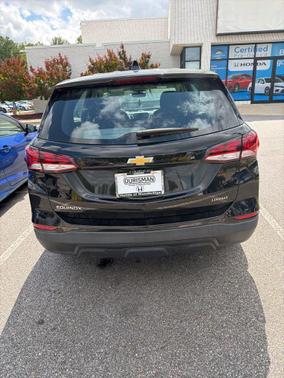 Mosaic Black Metallic 2022 Chevrolet Equinox LS