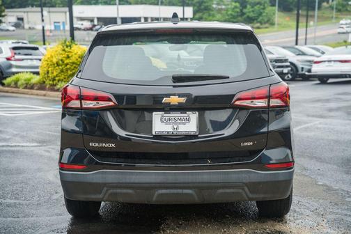 Mosaic Black Metallic 2022 Chevrolet Equinox LS