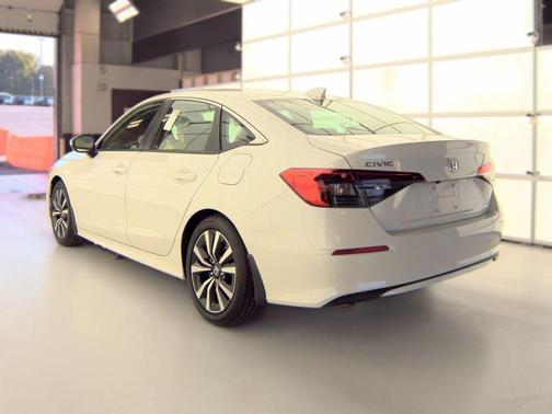 Platinum White Pearl 2023 Honda Civic EX