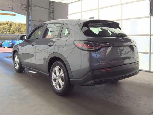 Modern Steel Metallic 2024 Honda HR-V LX