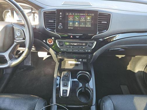 2021 Honda Pilot AWD Elite