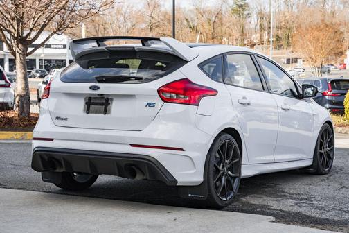 2016 Ford Focus RS Base